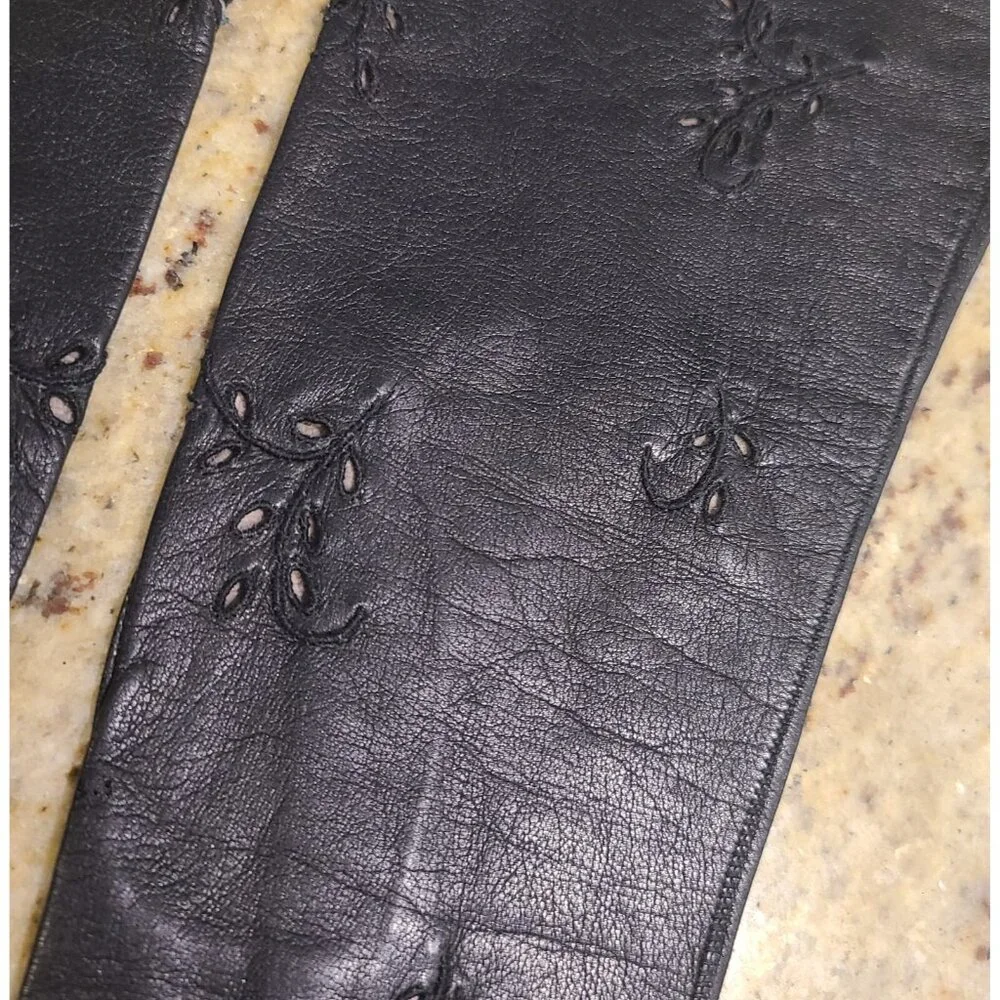 Vintage Womens Size S 6 Black Soft Leather 11
